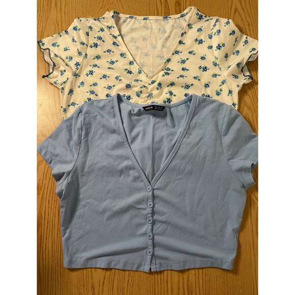 SHEIN Tops - B95 Bundle of 2 Women’s Shein Romwe Crop Tops Blue White size Medium
